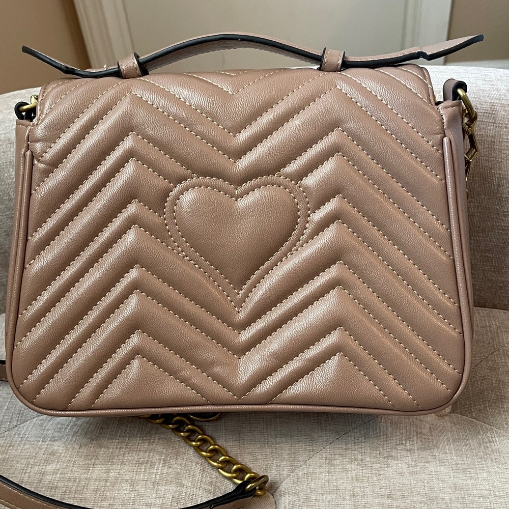 Quilted Chain Crossbody Bag - Picture 2 of 11
